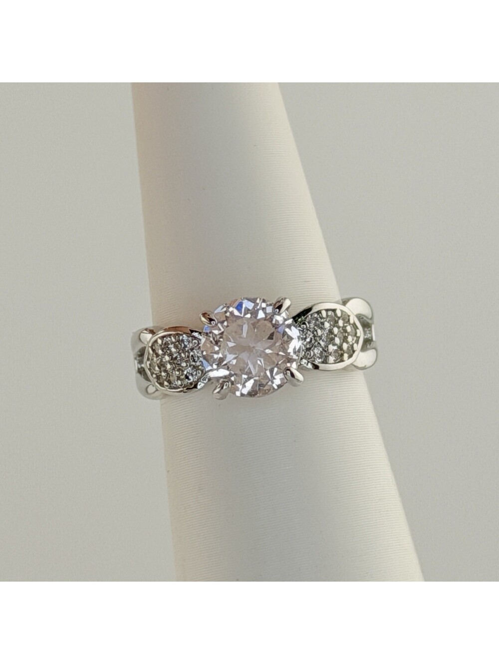 Bomb Party June RETRO Kids Ring Morganite on Rhodium